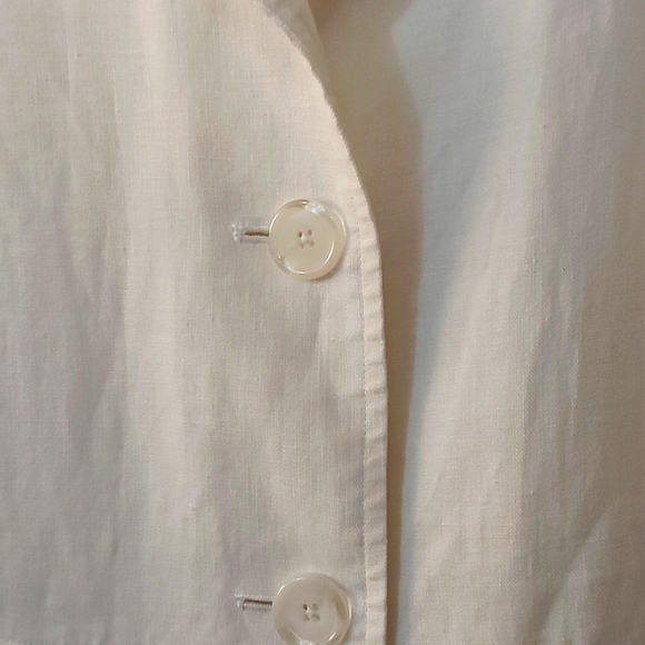 Anne Klein linen 3/4 top - Picture 9 of 10